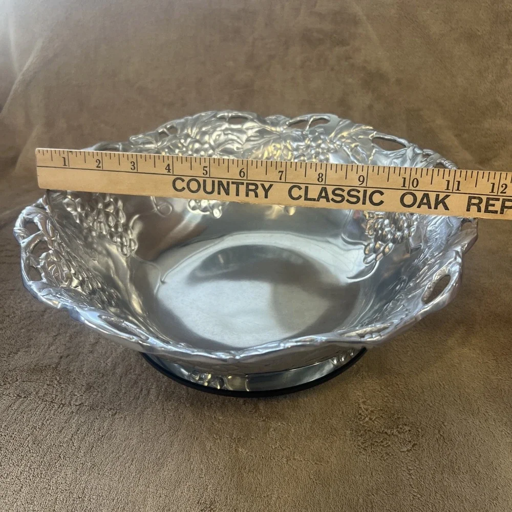 Arthur Court Serving Bowl Grape Collection 12